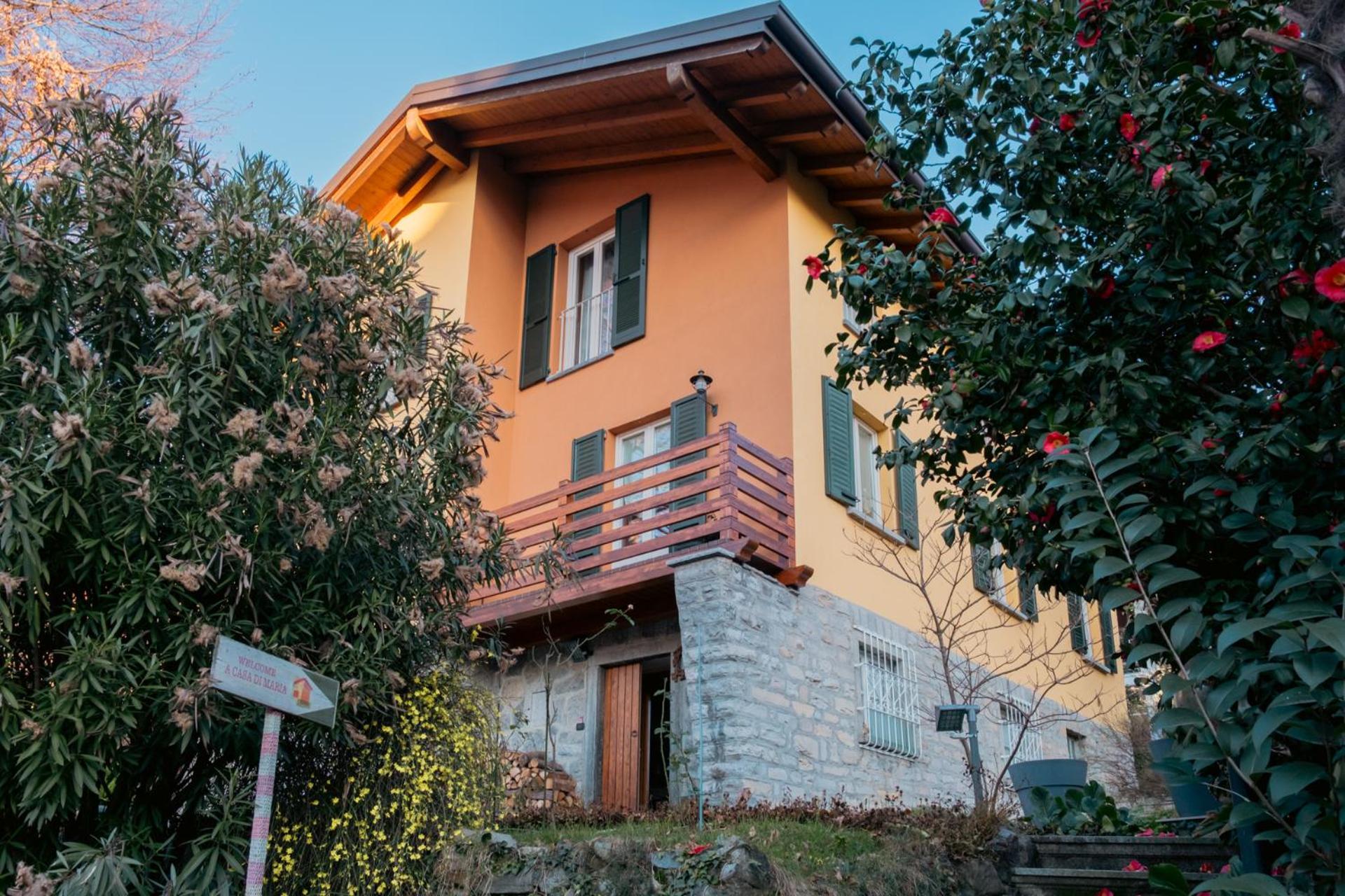 A Casa Di Maria Acomodação com café da manhã Como Exterior foto